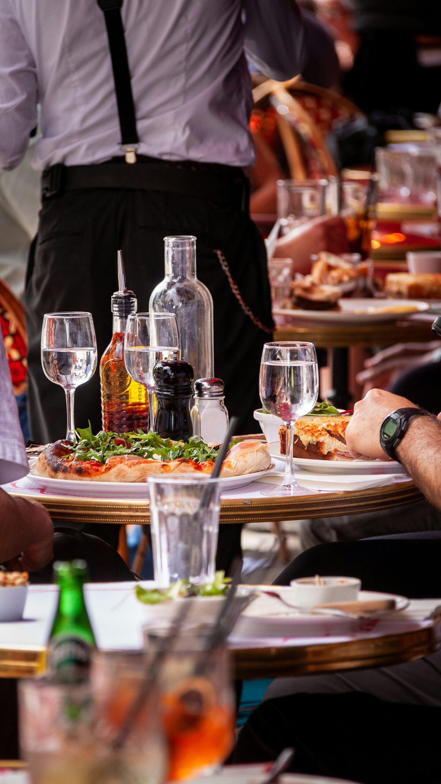 aleksandr galichkin qfmef3v31cw unsplash